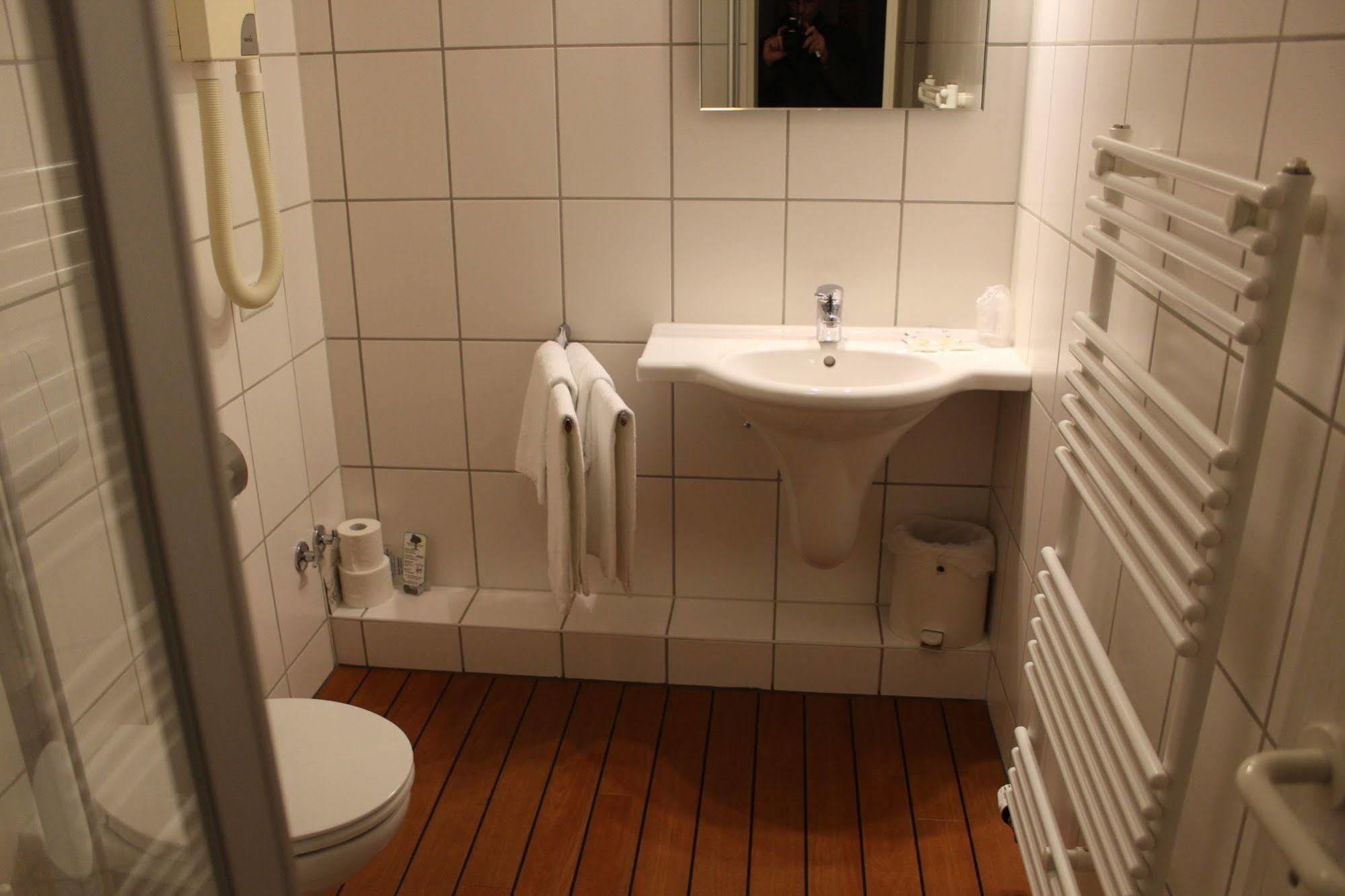 Hotel Kaiserhof Лерте Экстерьер фото